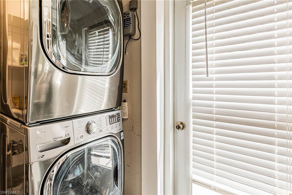 MARCO BEACH - Residential