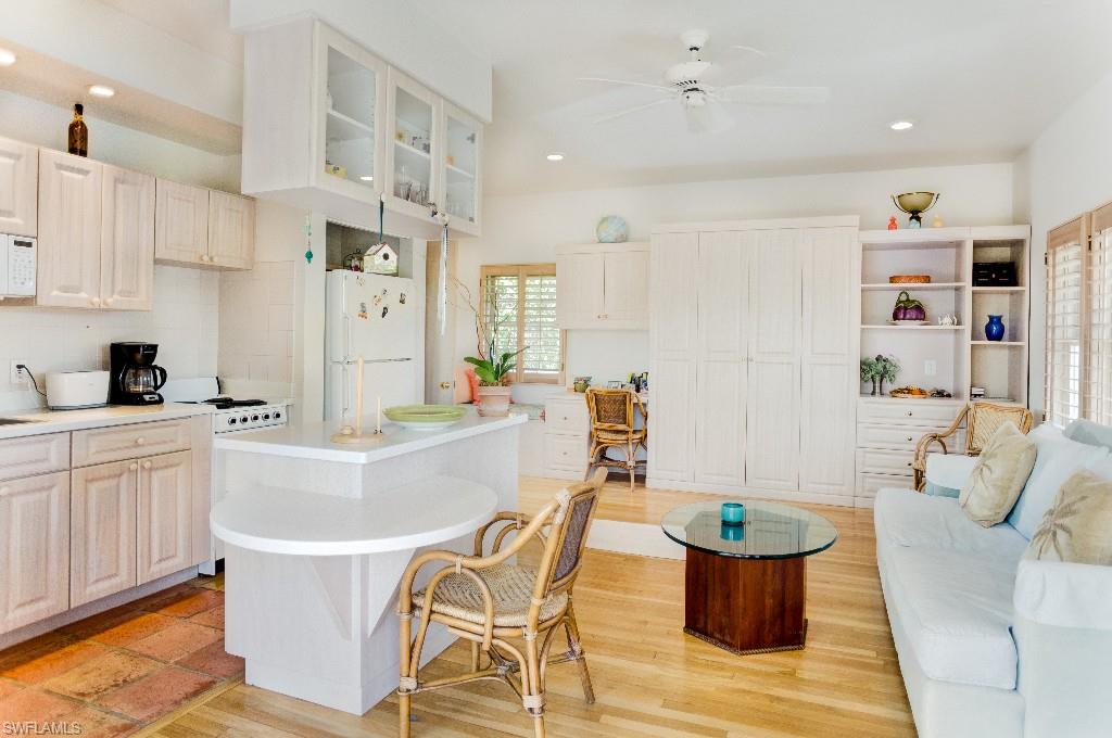 METES AND BOUNDS - Residential