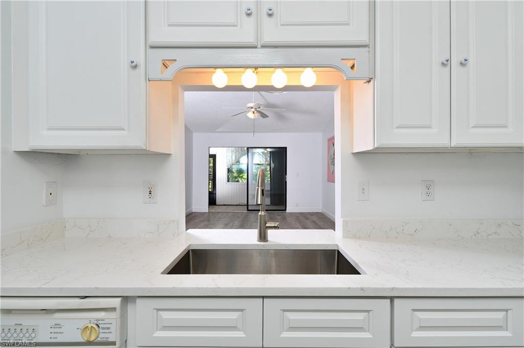 ISLAND PARK VILLAGE - Residential Lease