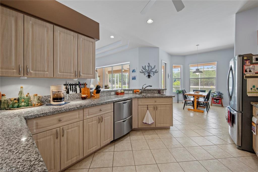 CYPRESS POINTE - Residential