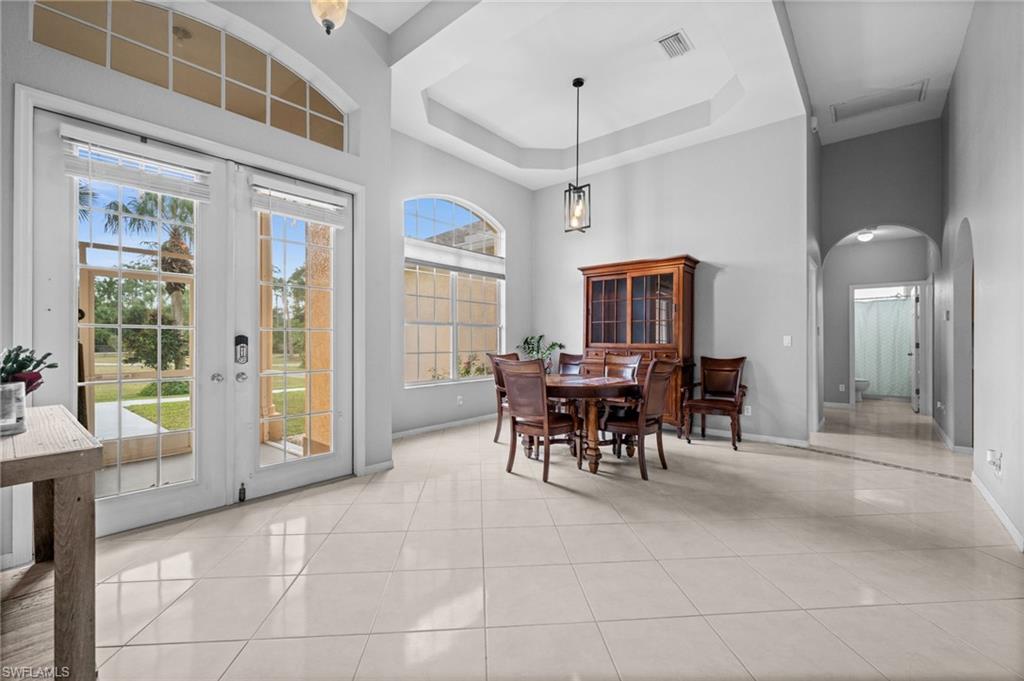 GOLDEN GATE ESTATES - Residential