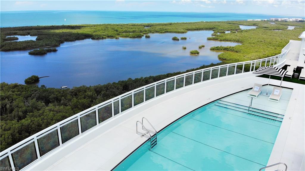 KALEA BAY TOWER 300 - Residential