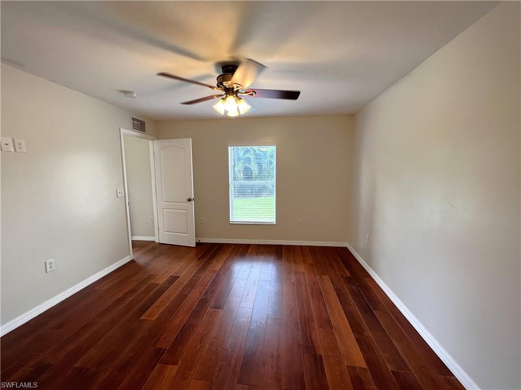 SAN CARLOS PARK - Residential Lease