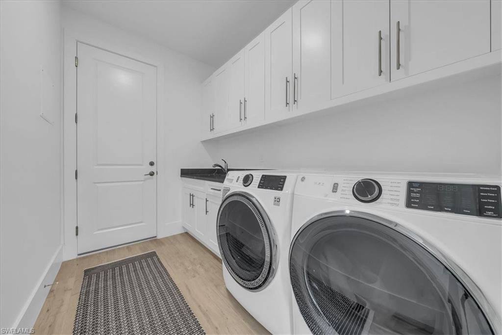 ROYAL PALM GOLF ESTATES - Residential