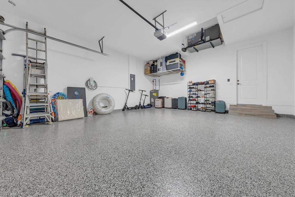 ROYAL PALM GOLF ESTATES - Residential