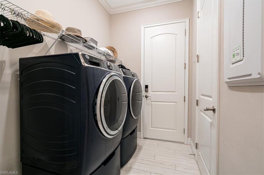 SPARROW CAY - Residential