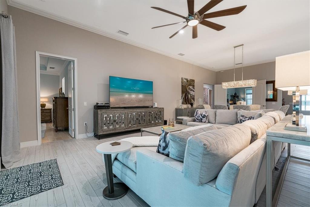 SPARROW CAY - Residential