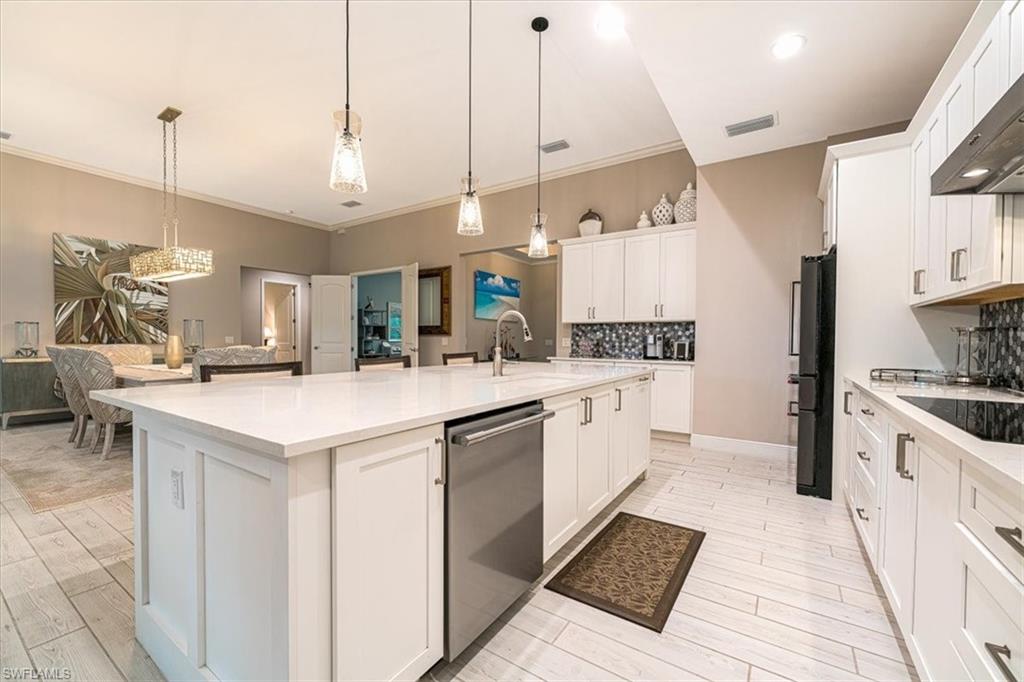 SPARROW CAY - Residential