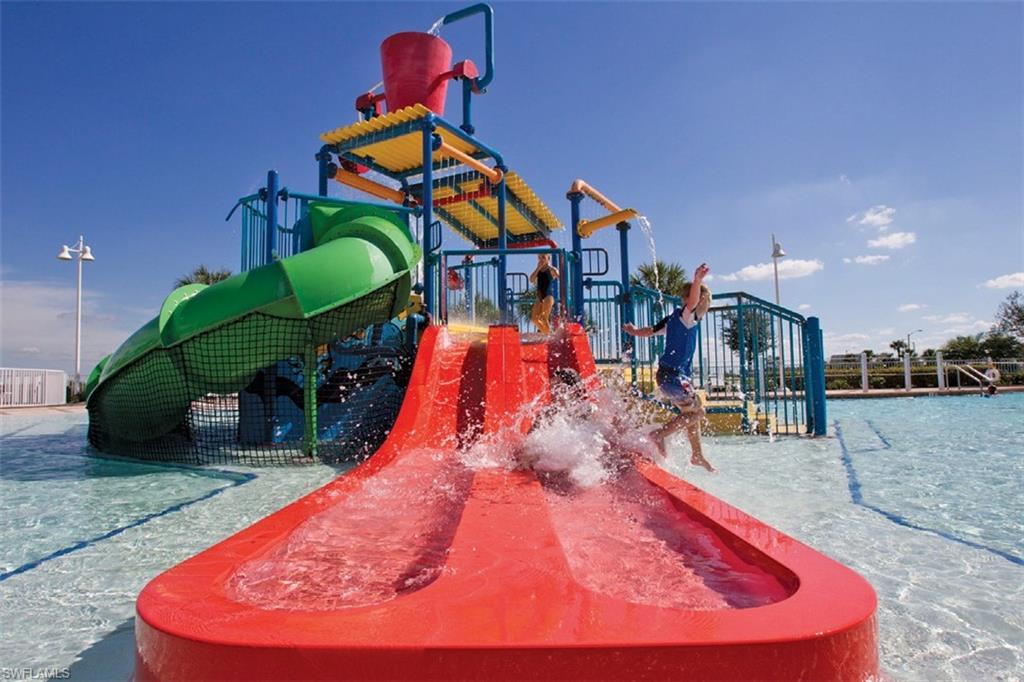 HAMPTON VILLAGE - Residential