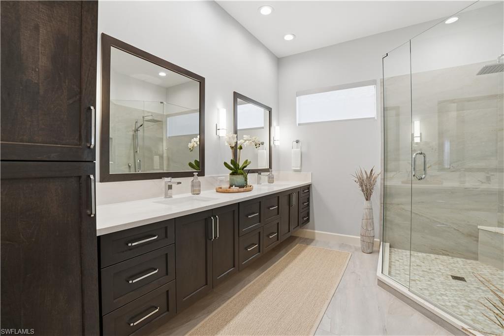 ESPLANADE - Residential