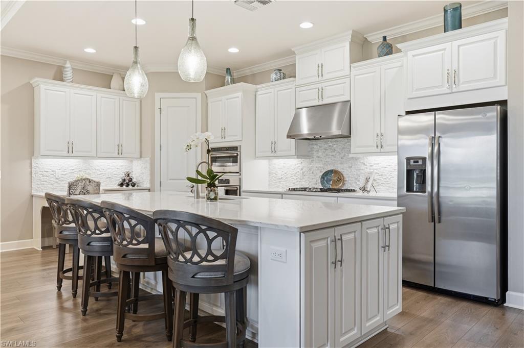 ESPLANADE - Residential