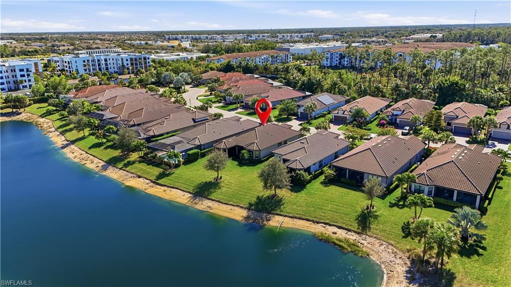 ESPLANADE - Residential