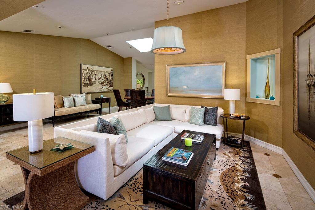 SABRE CAY - Residential