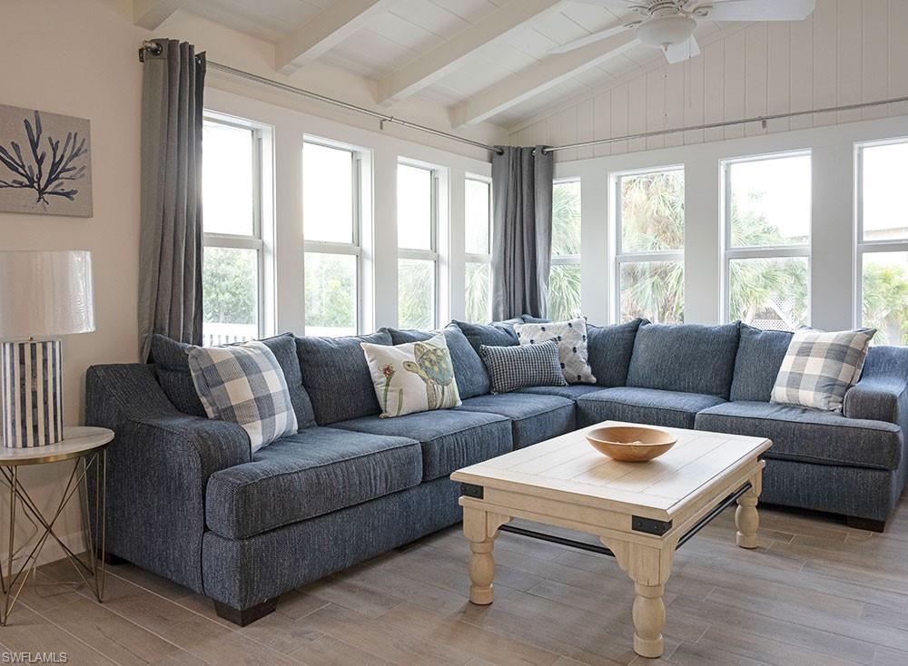 JOSE'S HIDEAWAY - Residential