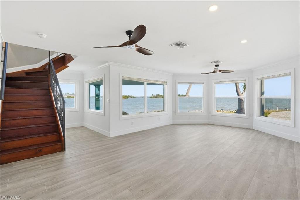 SANTINI CROSS UNREC - Residential