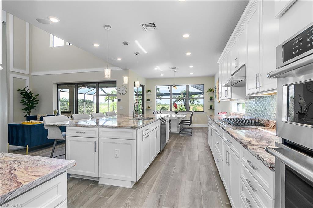 19529 The Place BLVD