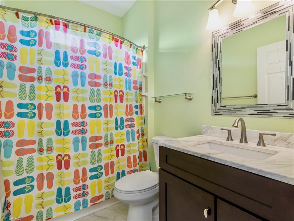 COLONY LAKES - Residential