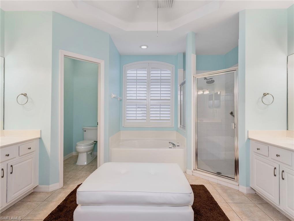 COLONY LAKES - Residential