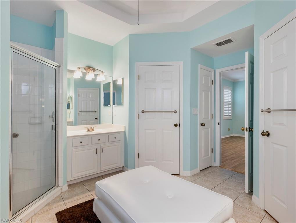 COLONY LAKES - Residential