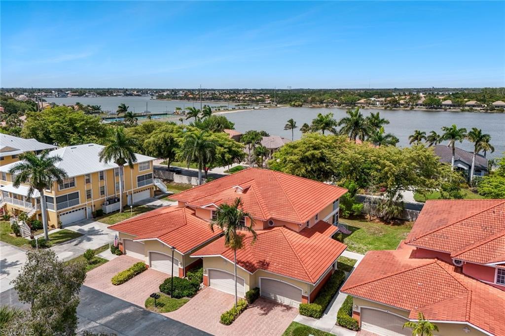 GULF HIDEAWAY - Residential