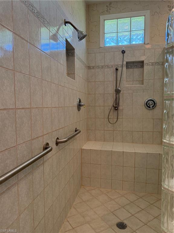 CLEWISTON - Residential