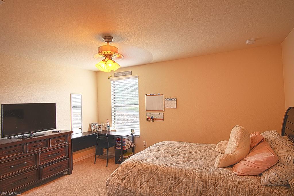 REFLECTION ISLES - Residential