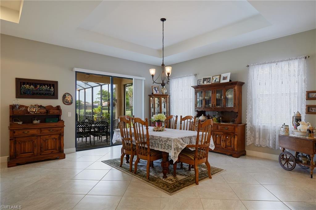 10037 Avalon Lake CIR