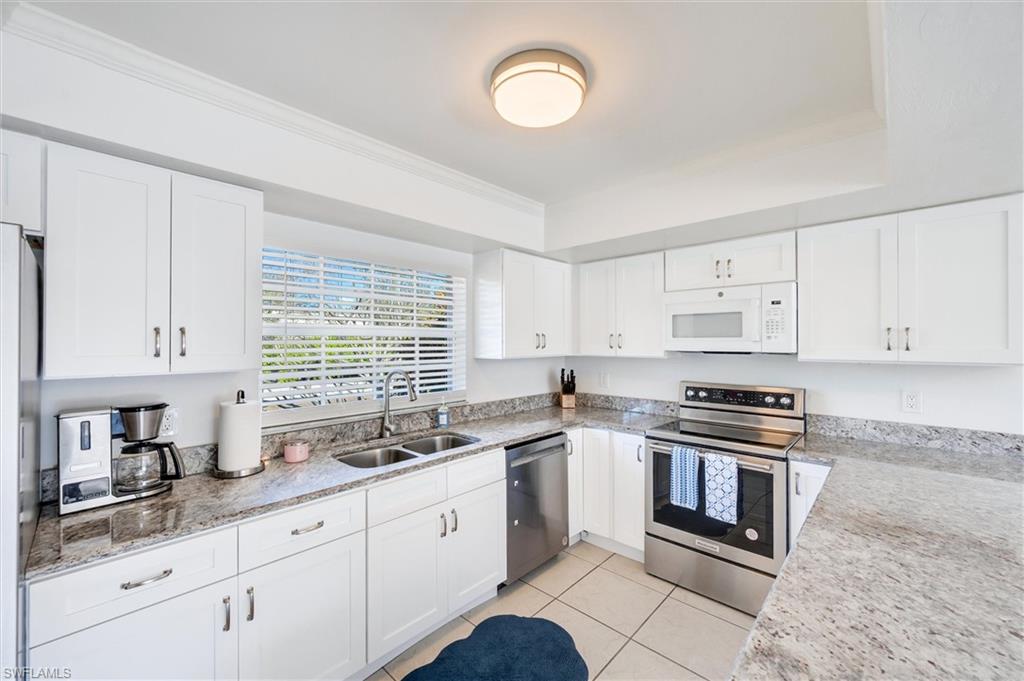 BONITA SPRINGS - Residential