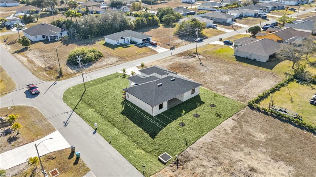 CAPE CORAL - Residential