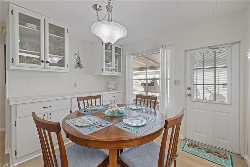 LAZY DAYS MOBILE VILLAGE - Residential