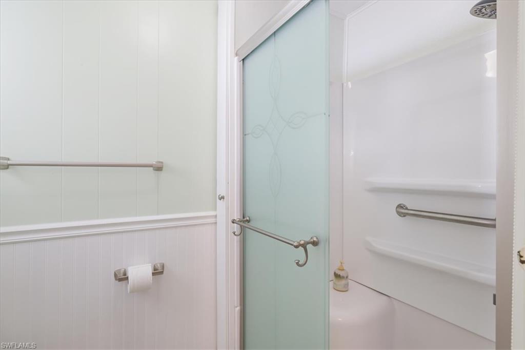 LAZY DAYS MOBILE VILLAGE - Residential