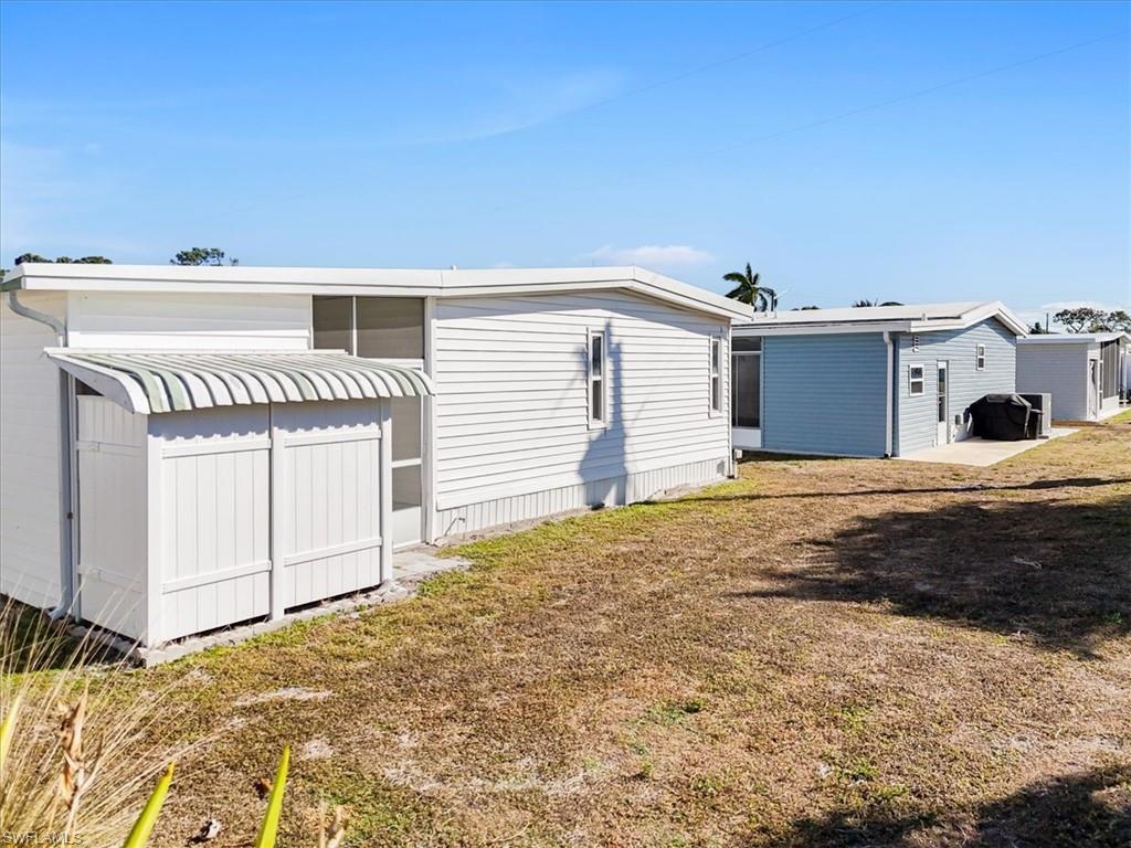 LAZY DAYS MOBILE VILLAGE - Residential