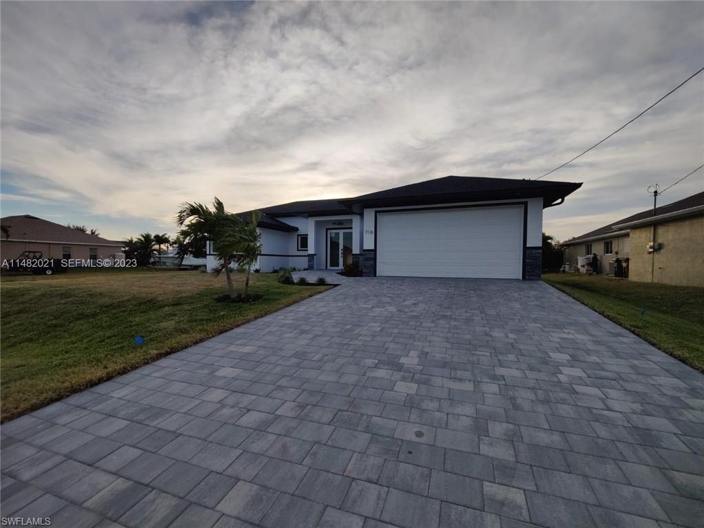 CAPE CORAL - Residential