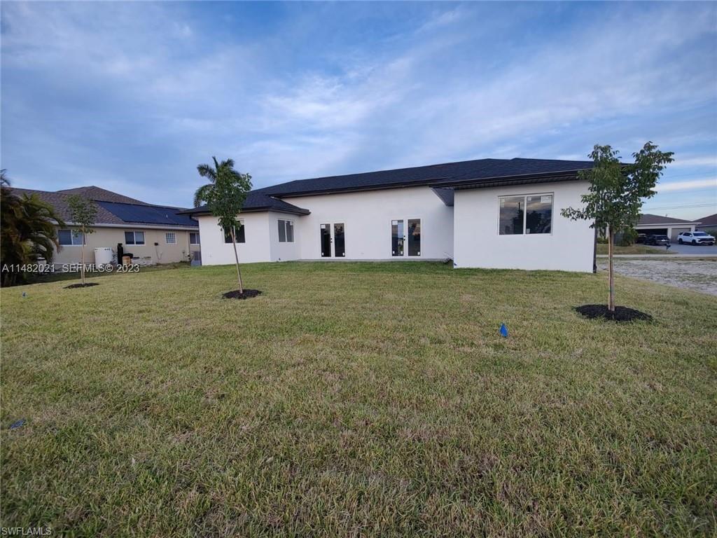 CAPE CORAL - Residential