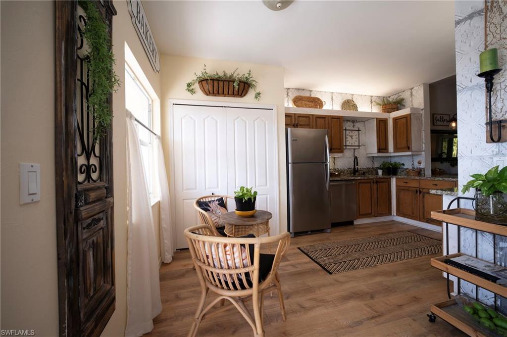 DANAH WAY CONDO - Residential