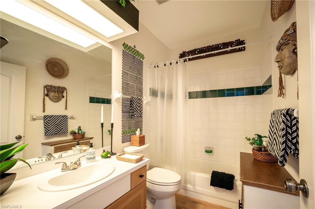 DANAH WAY CONDO - Residential