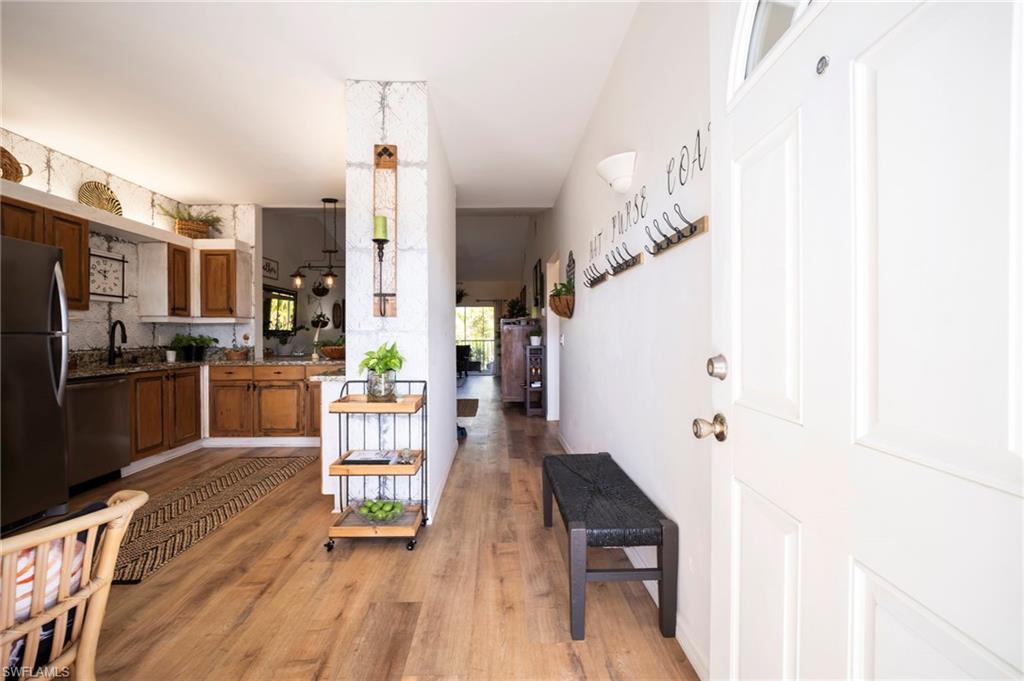 DANAH WAY CONDO - Residential