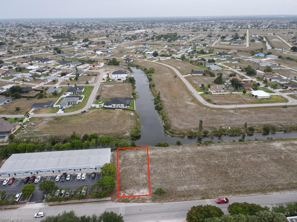 CAPE CORAL - Commercial Sale