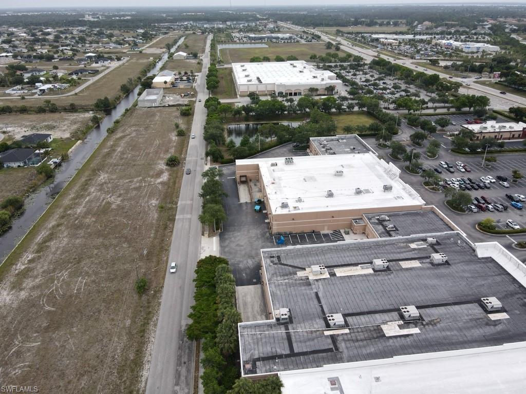 CAPE CORAL - Commercial Sale