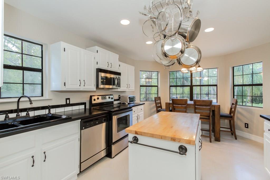 GOLDEN GATE ESTATES - Residential