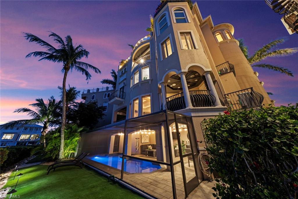 BAREFOOT BAY - Residential