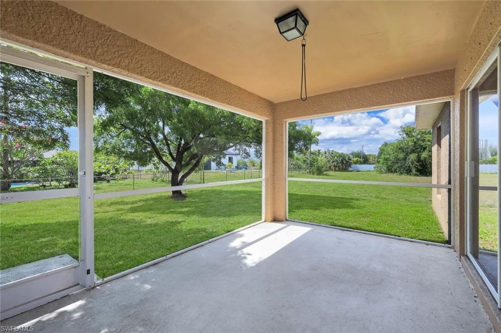 CAPE CORAL - Residential