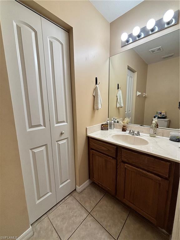 TIMBER LAKE - Residential Lease