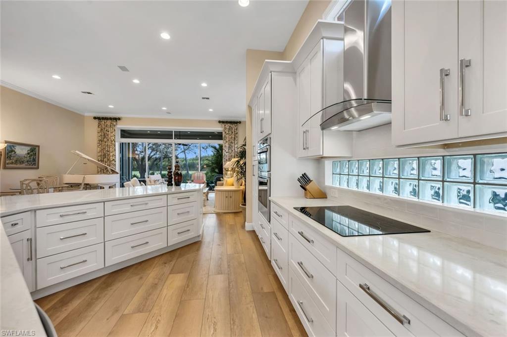 MIRA LAGO - Residential