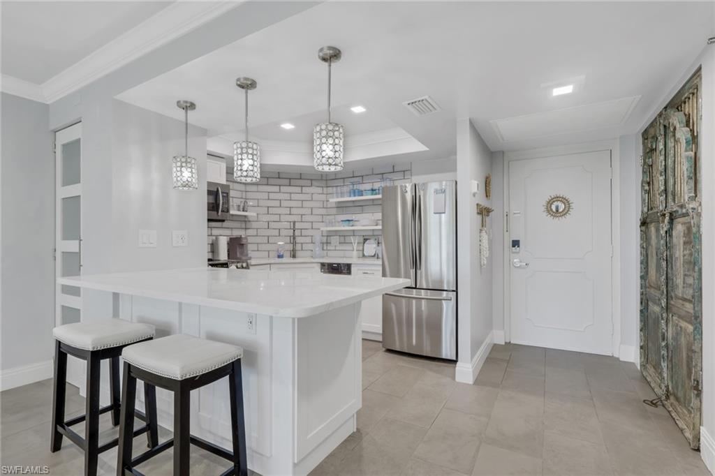 VANDERBILT TOWERS - Residential