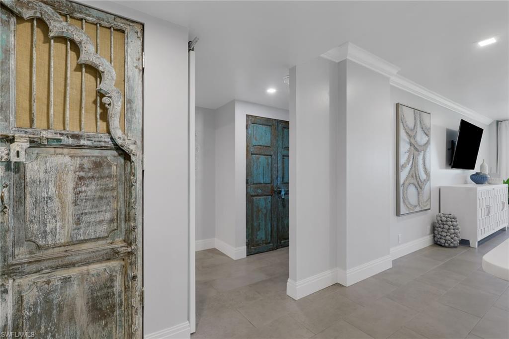 VANDERBILT TOWERS - Residential