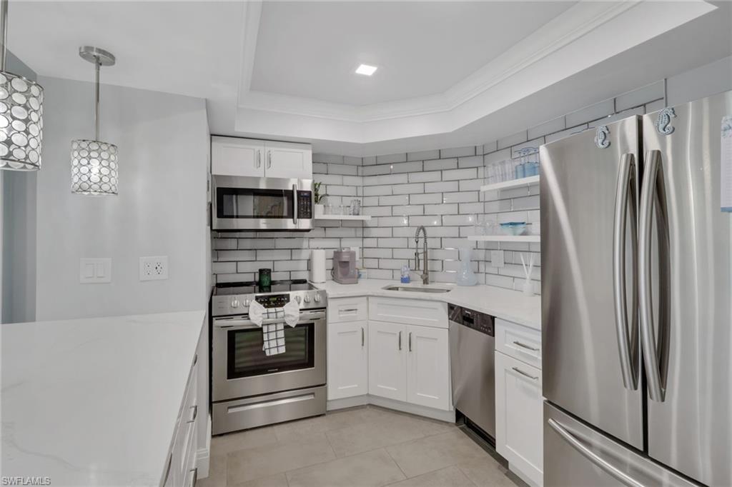 VANDERBILT TOWERS - Residential