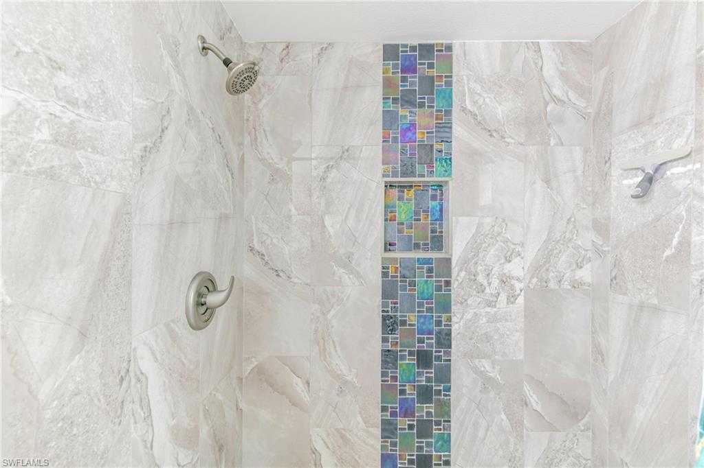 NEWPORT GLEN - Residential