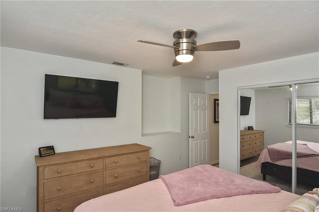 SAN CARLOS PARK - Residential