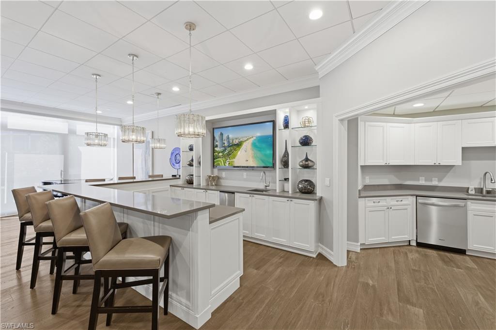 CHATEAUMERE - Residential Lease